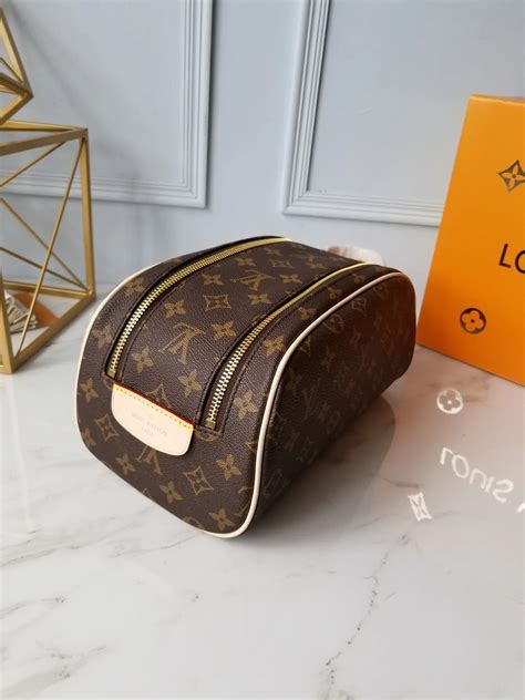 louis vuitton toiletry bag replica|louis vuitton toiletry pouch 15.